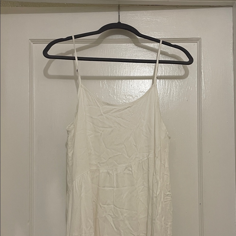 Chic White Spaghetti Strap Maxi Dress